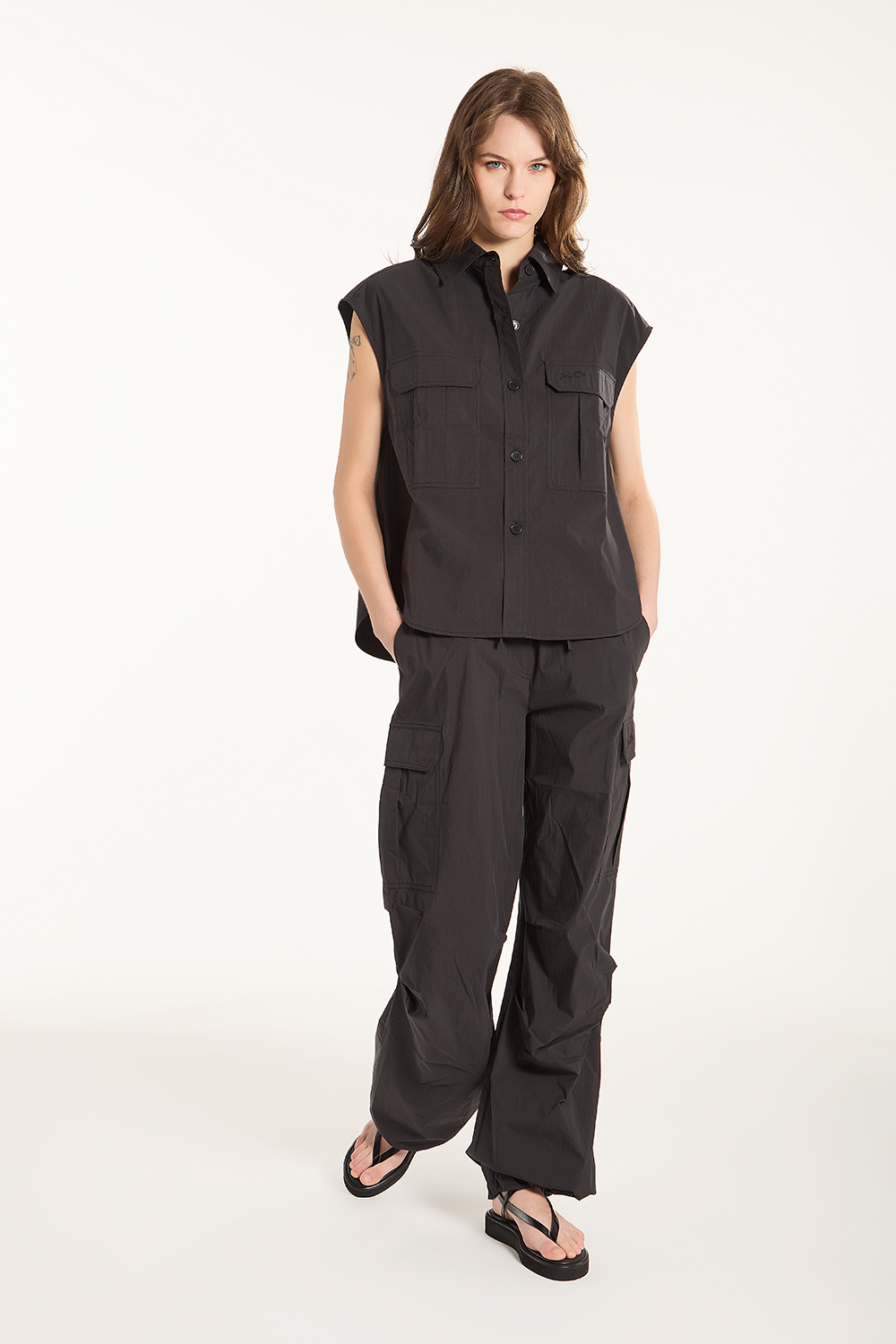 NINJAD230747_013_S25