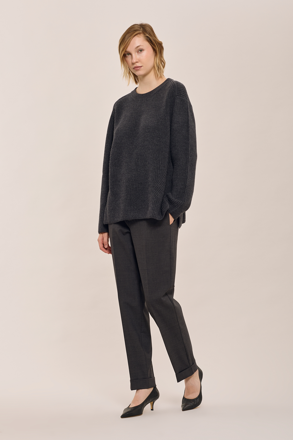 LADYBLUMD540934_020_A25,alt-0