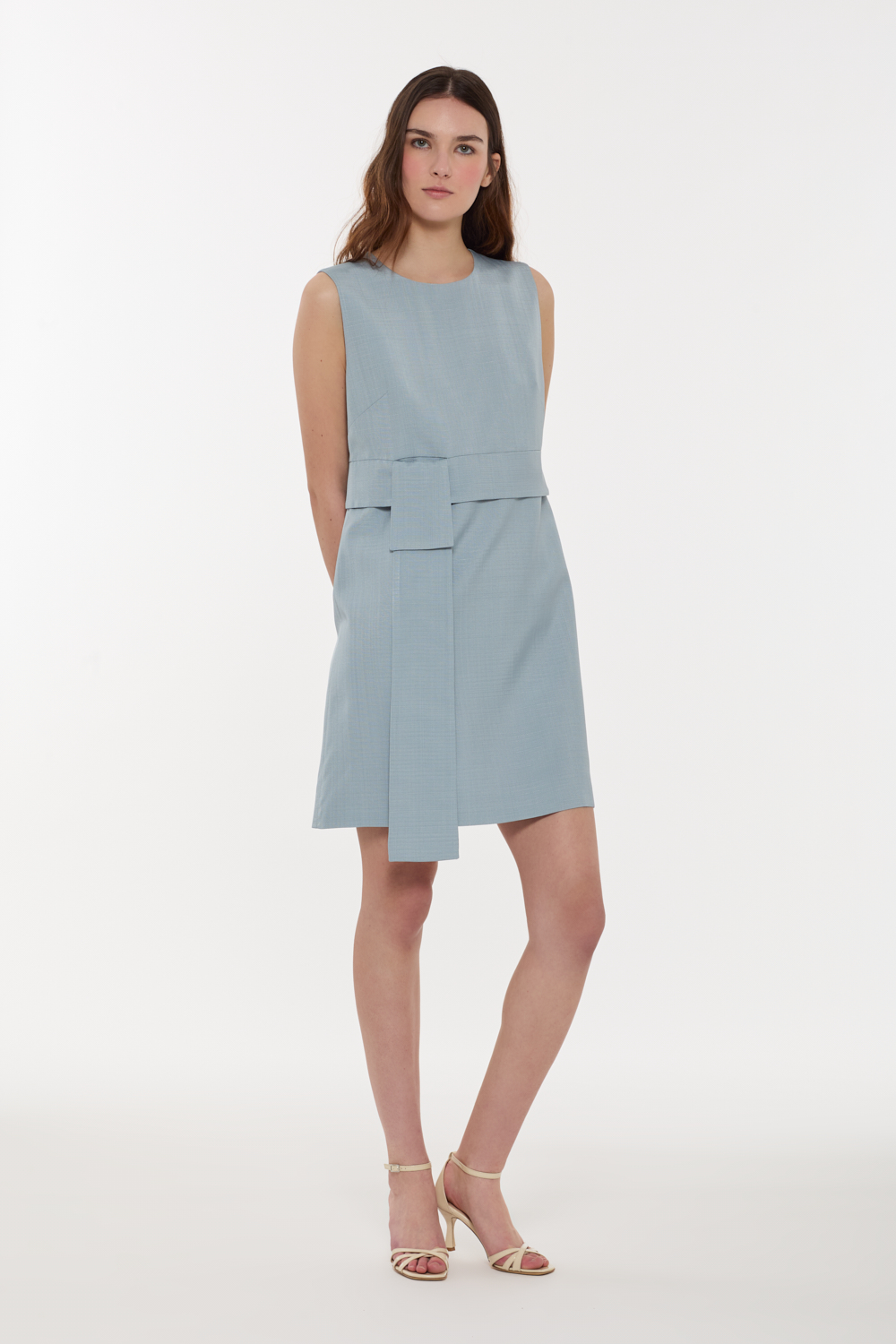 RANIAD726184_011_S26,alt-2