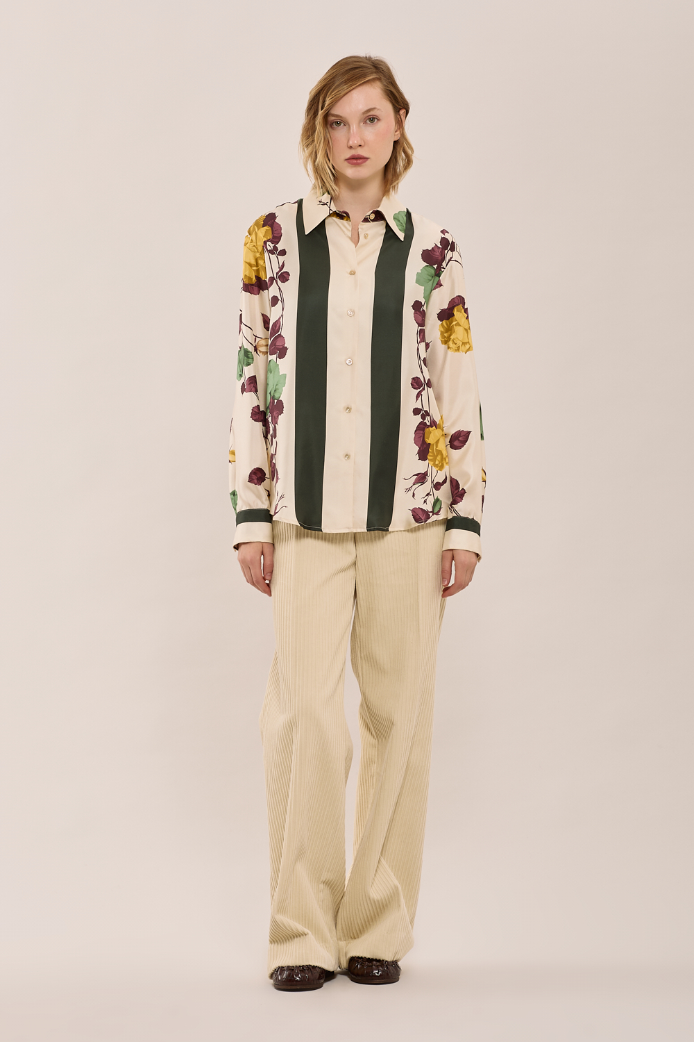 SERISD381270_822_A25