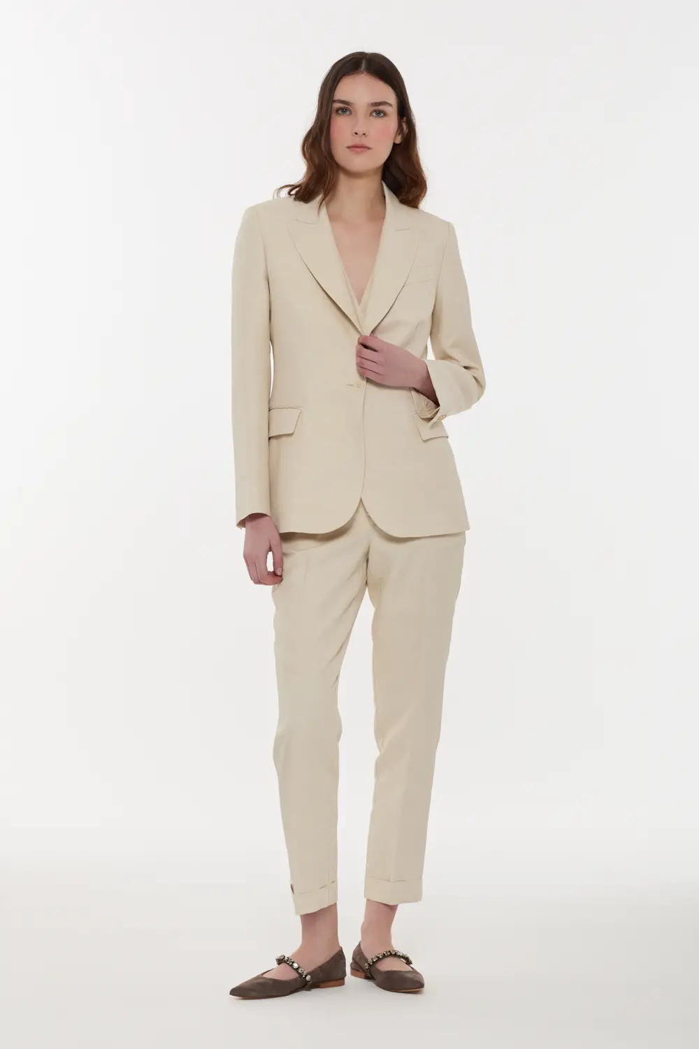 RAISA26D420267_003_S26