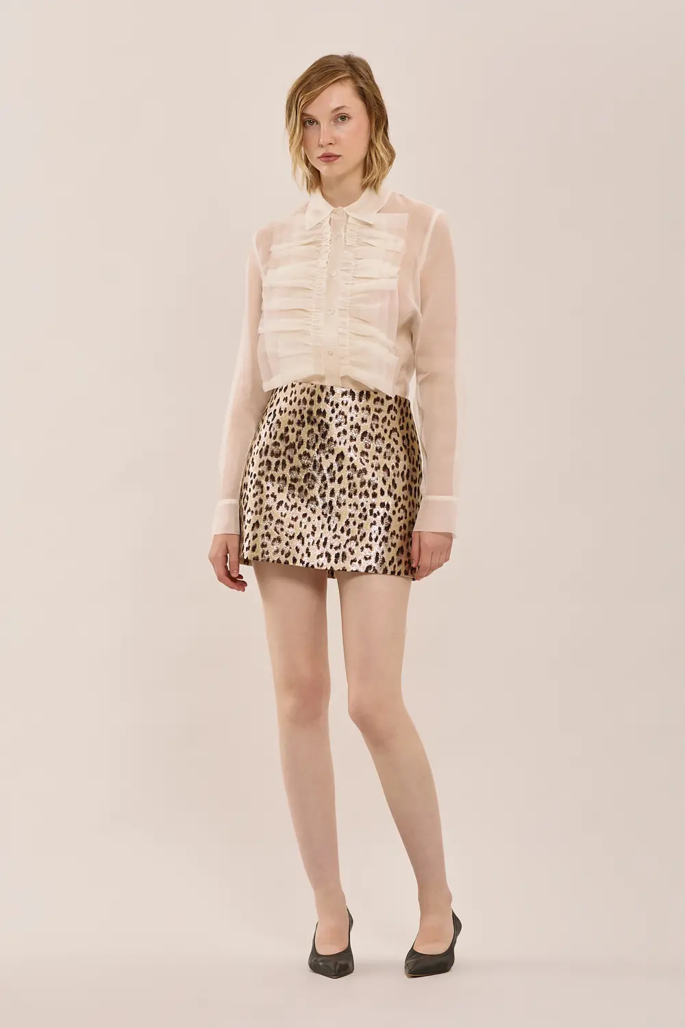 SORGENTE25D381261_002_A25