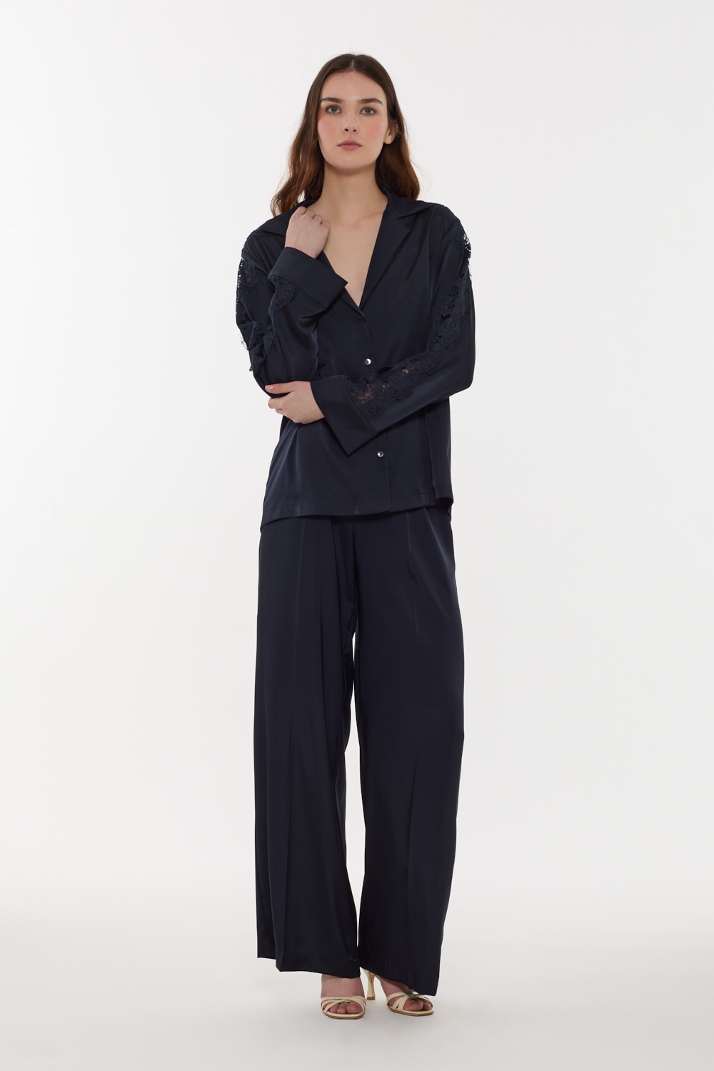 PAKYD381300_012_S26,alt-2