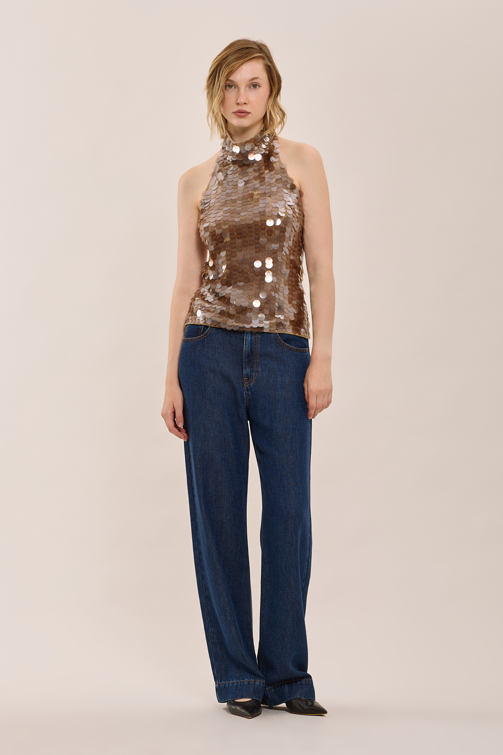 GOOD311681_064_A25,alt-2