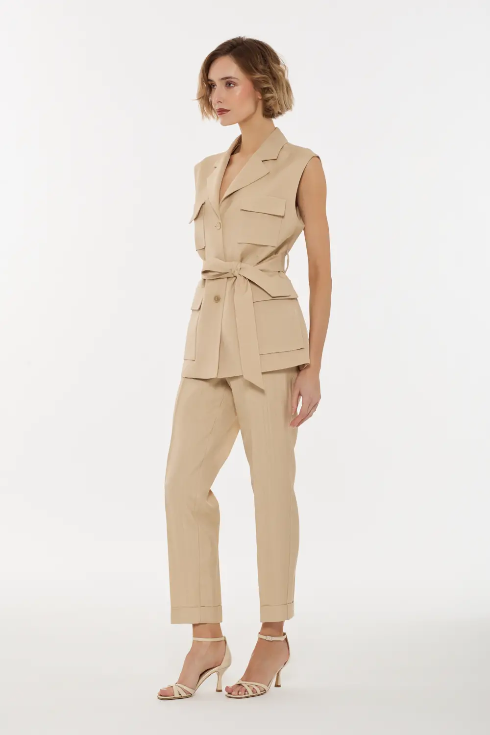 RANIAD232443_087_S26