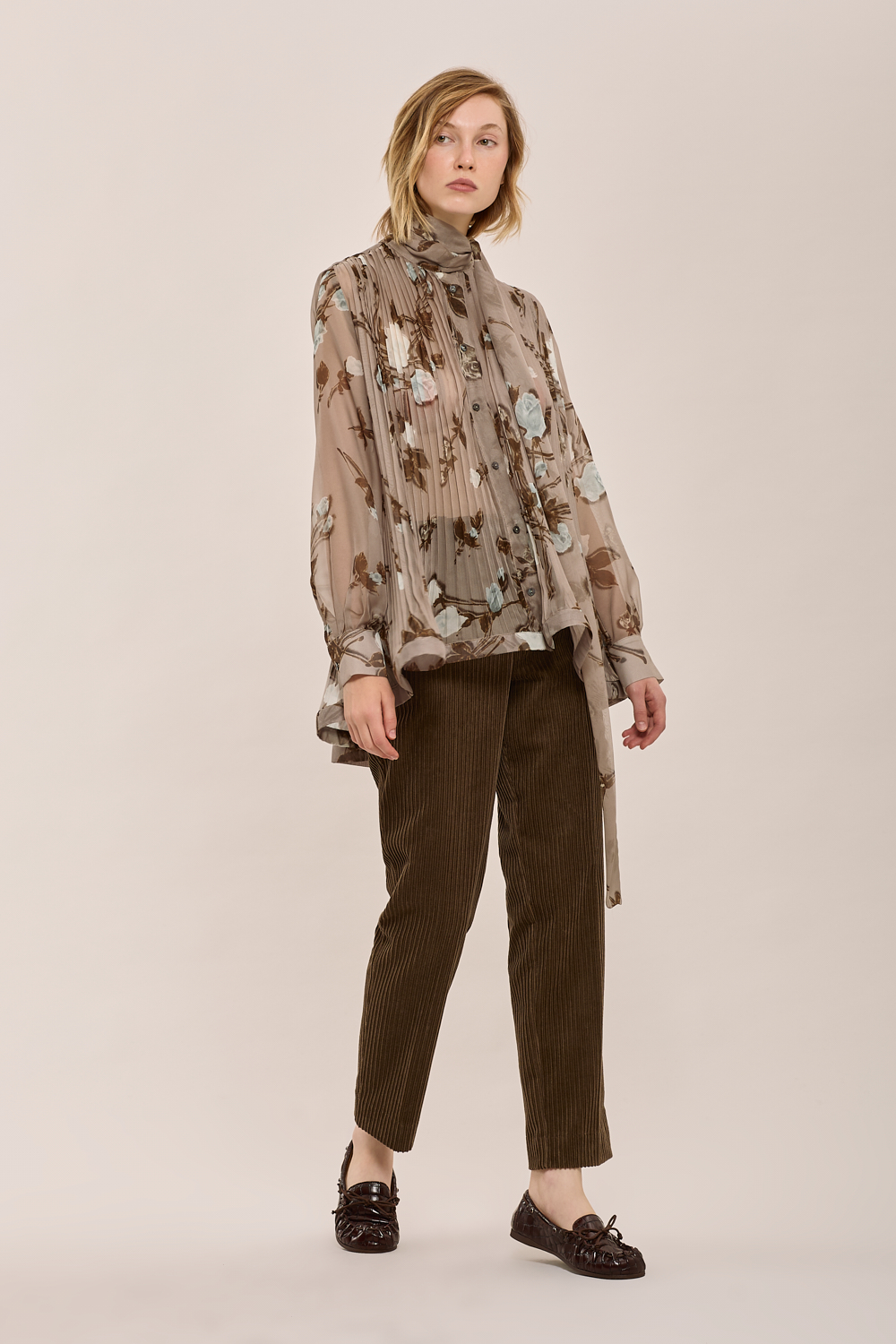 COXFORDD232456_067_A25,alt-1