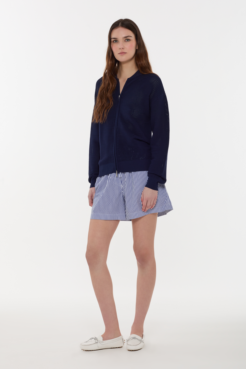 RENFIELDD530549_012_S26,alt-2