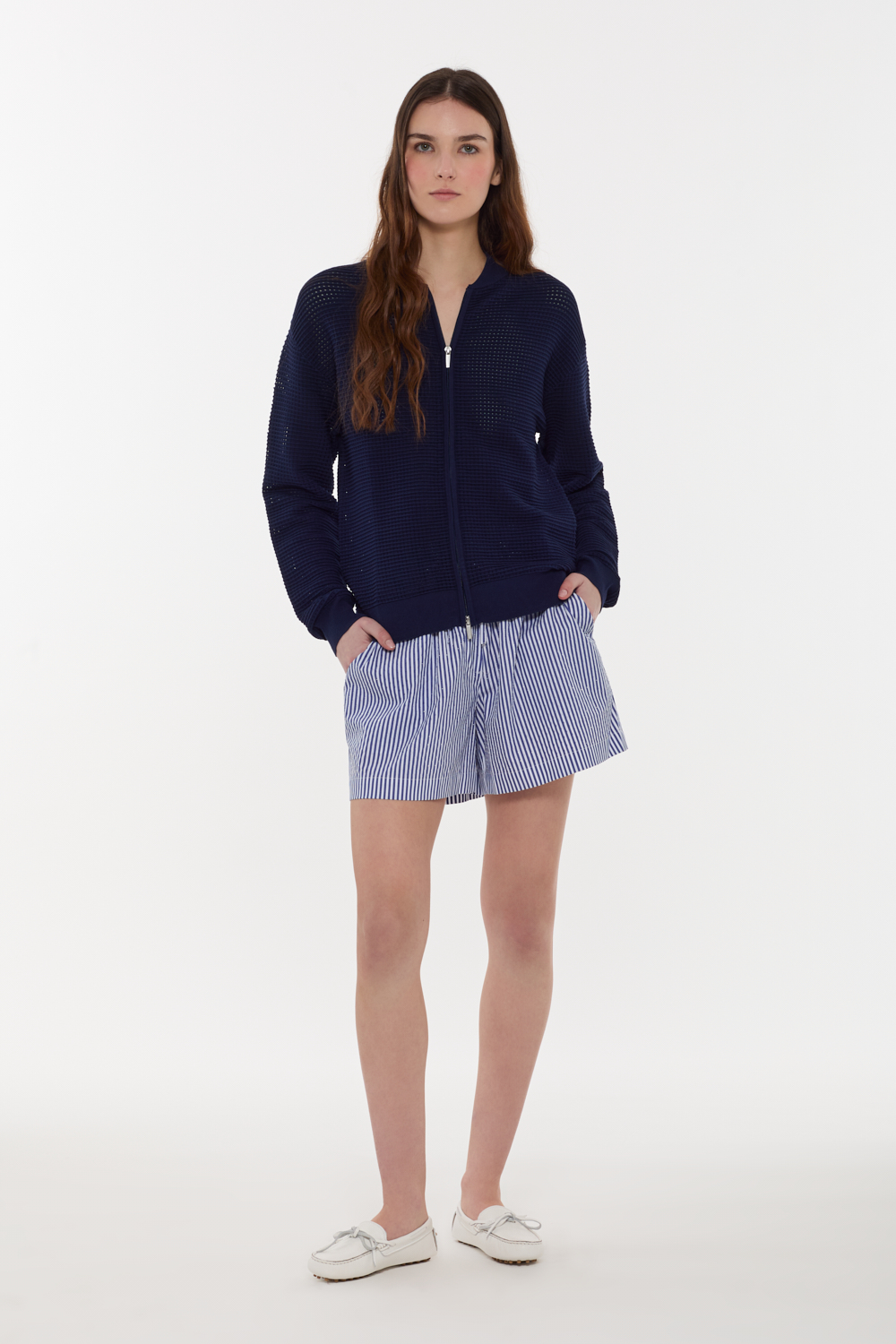 RENFIELDD530549_012_S26