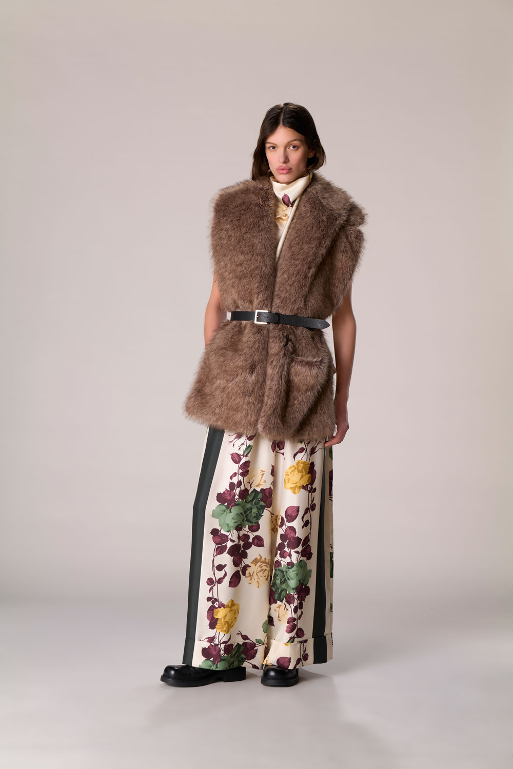 SERISD232463_822_A25