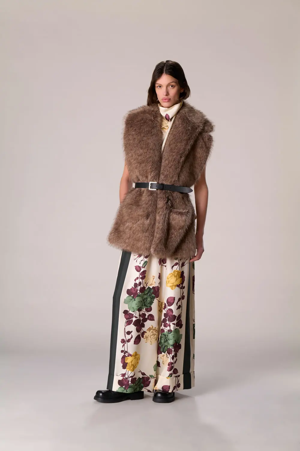 SERISD232463_822_A25