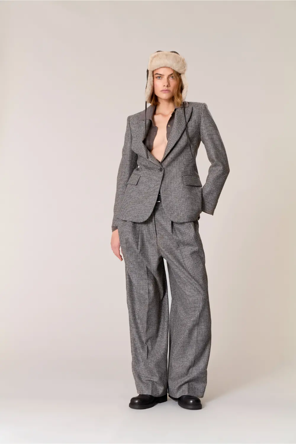 LICOLAD420267_808_A25