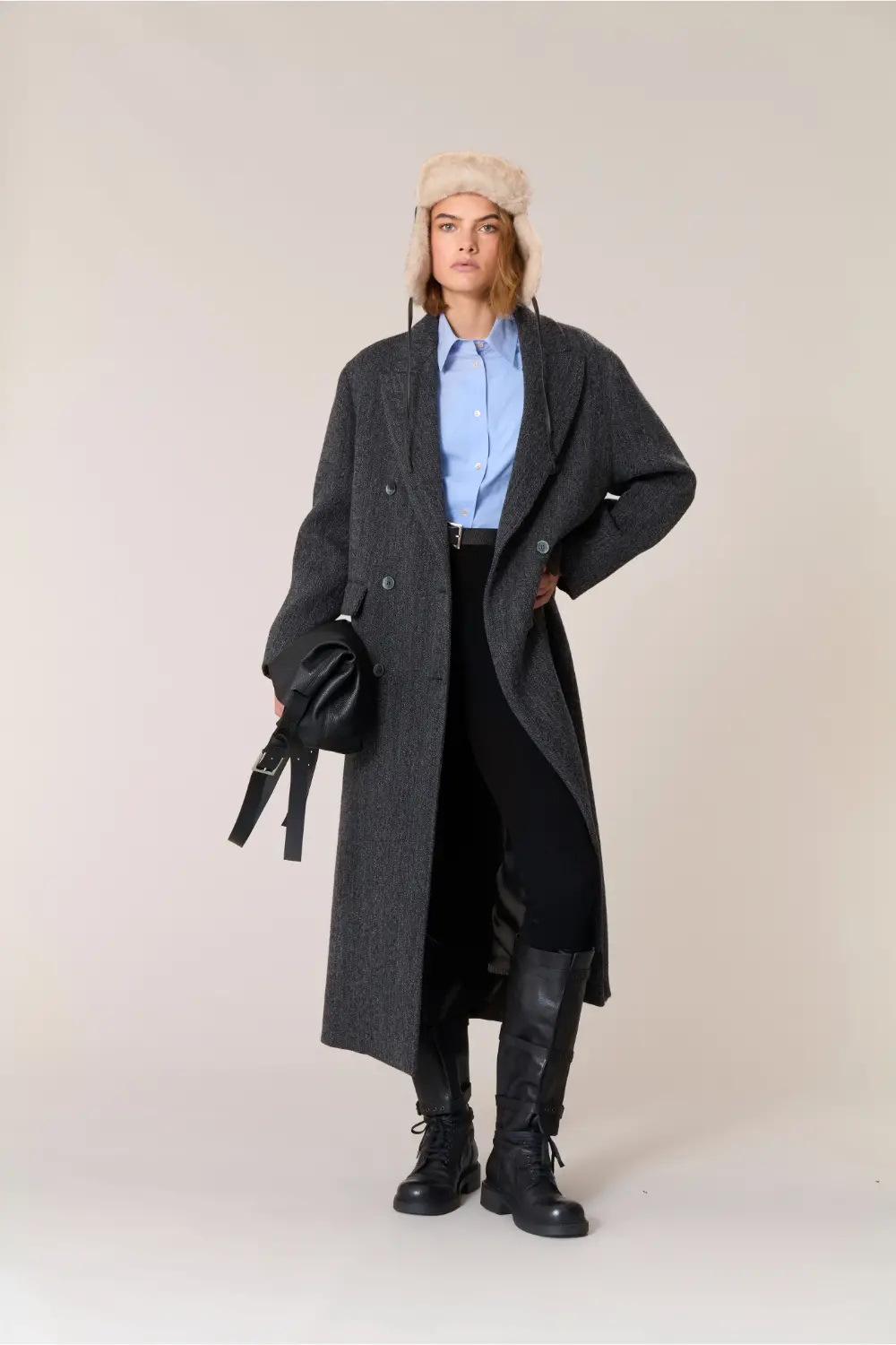 LOWOLFD430388_837_A25