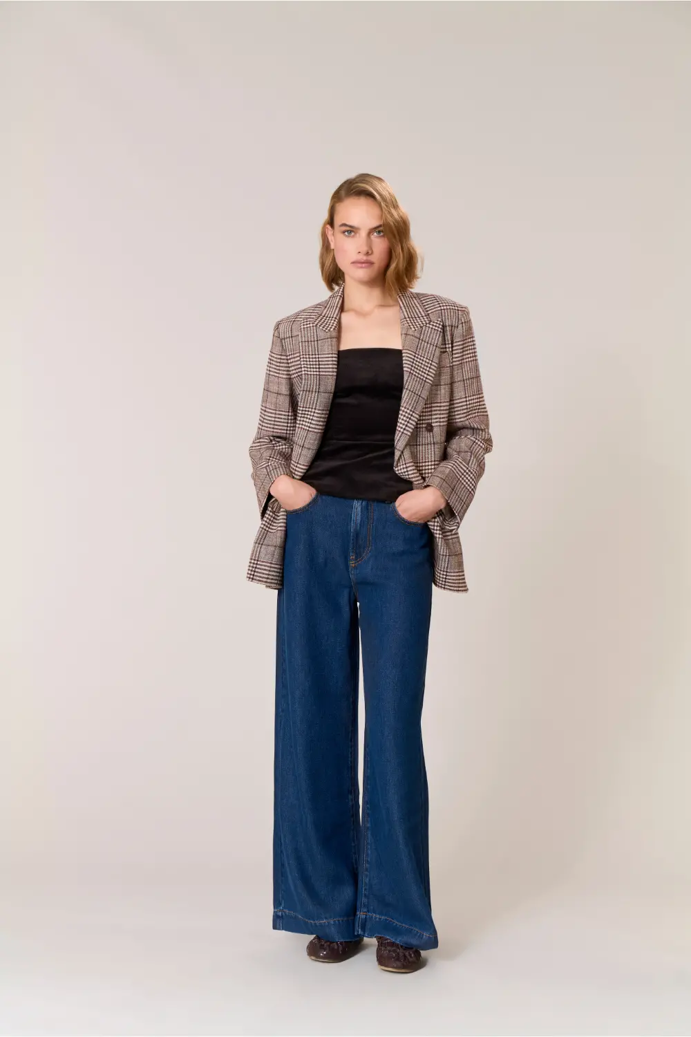 JOY25D232469_1000_A25