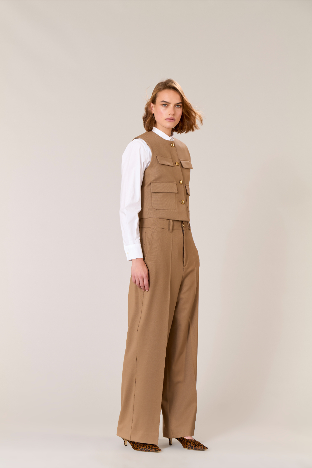 LILIUXY25D232490G_006_A25 LILIUXY25D232490G_006_A25,alt-0