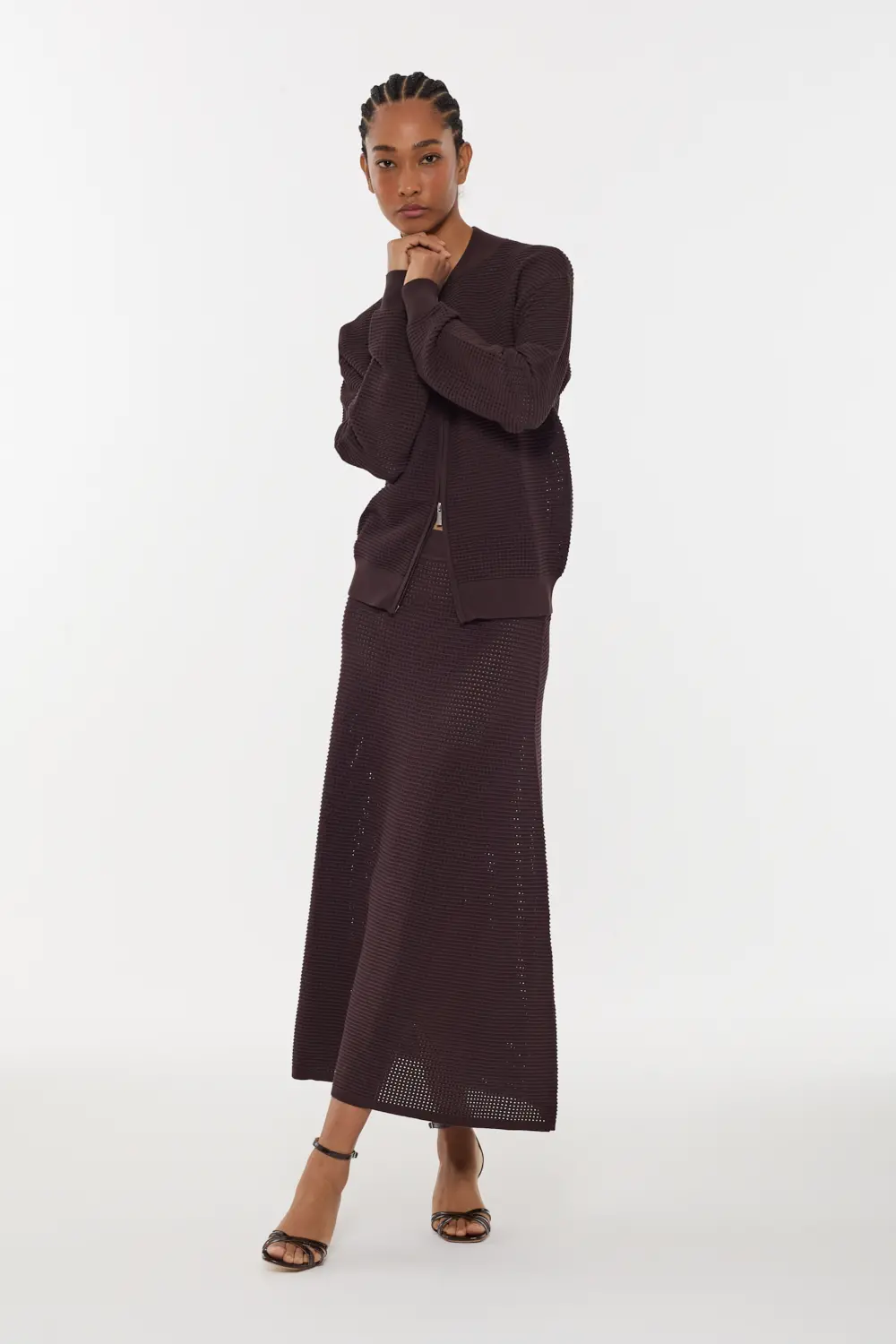 RENFIELDD560621_086_S26