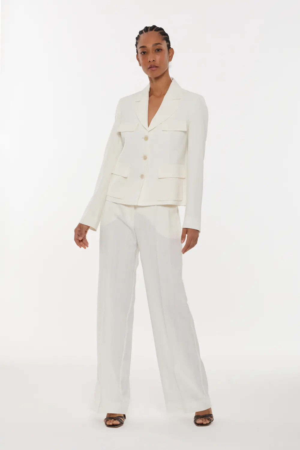 RANIAD232214_002_S26