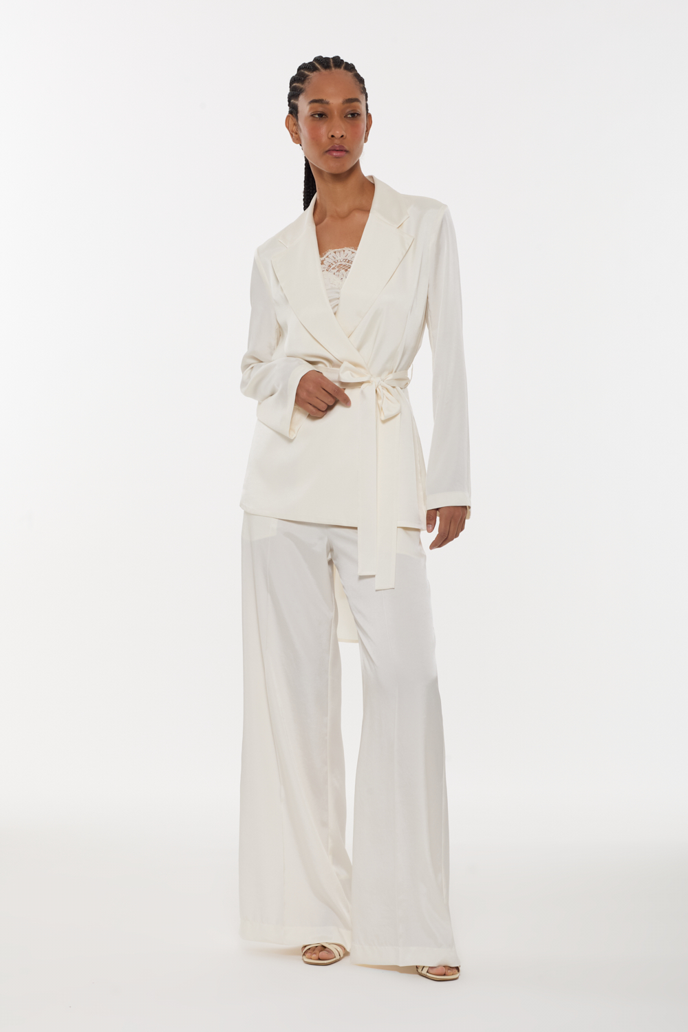 PAKYD420453_002_S26,alt-2