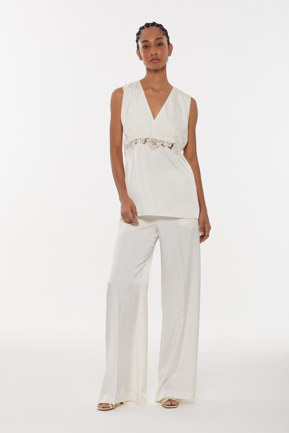 PAKYD313359_002_S26,alt-0