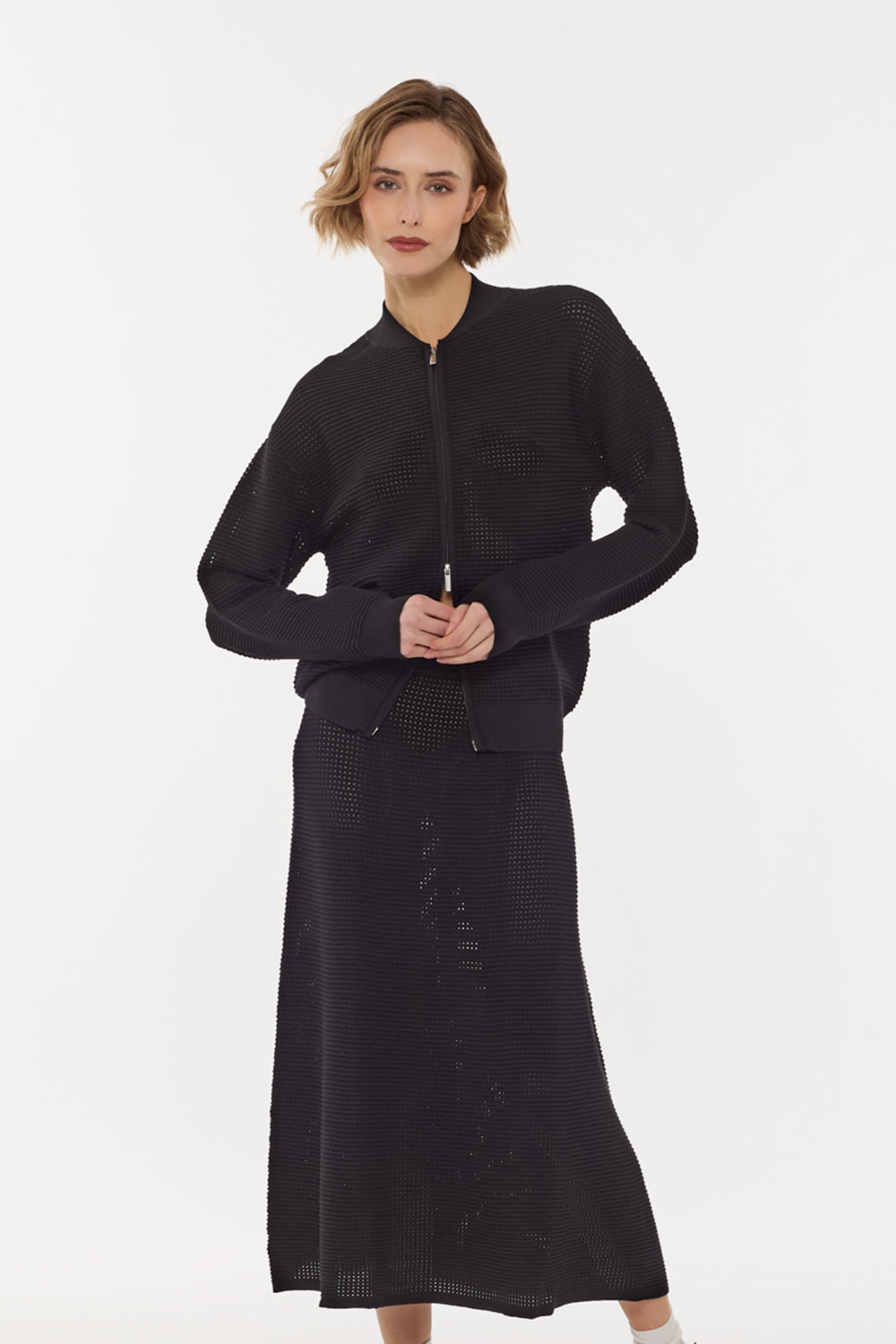 RENFIELDD530549_013_S26