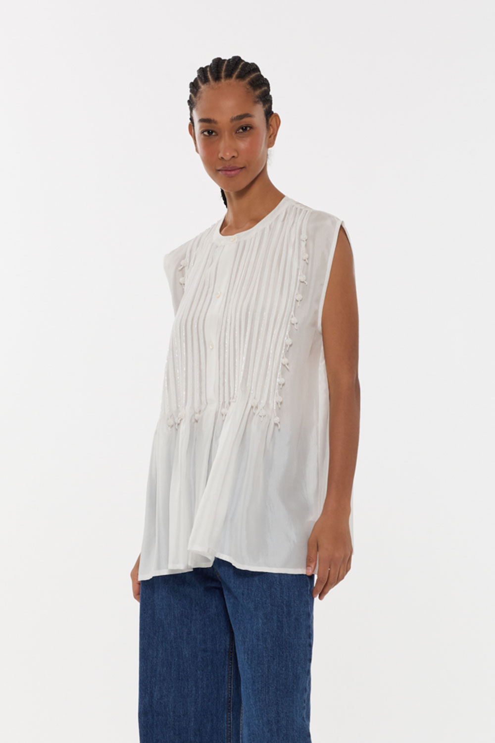 SADIOD311733_001_S26