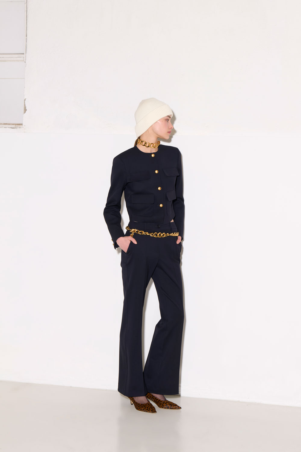 LILIUXY25D420433G_012_A25