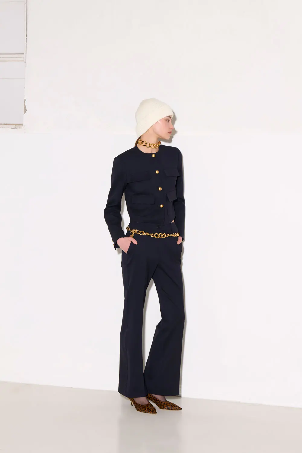 LILIUXY25D420433G_012_A25