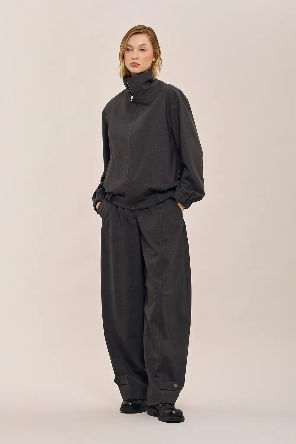 LUWOOLD420434_020_A25