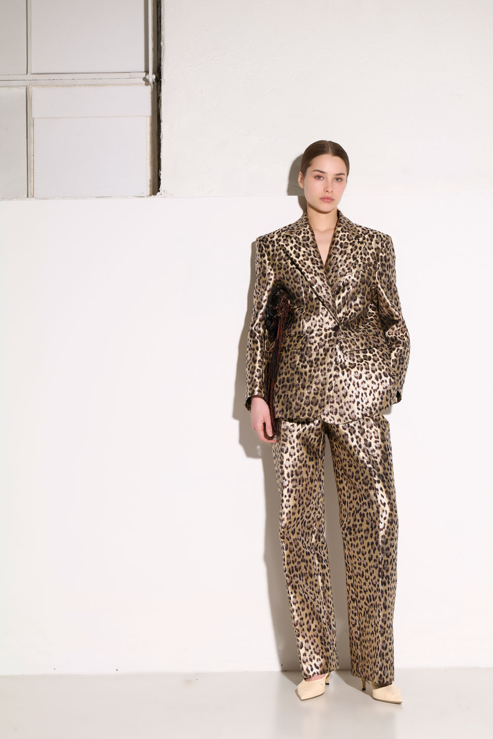 COLEOND232493_853_A25 COLEOND232493_853_A25