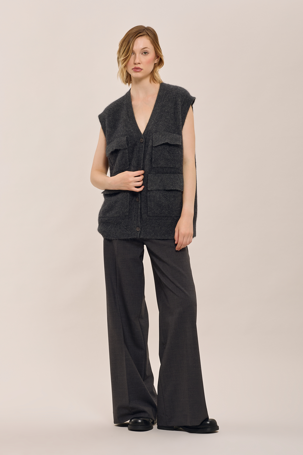 LACOOND500724_037_A25