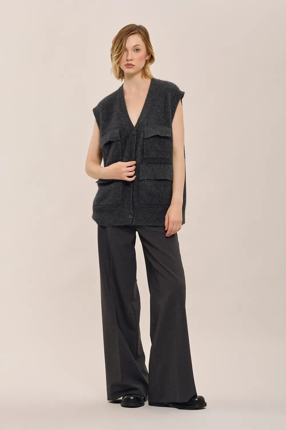 LACOOND500724_037_A25