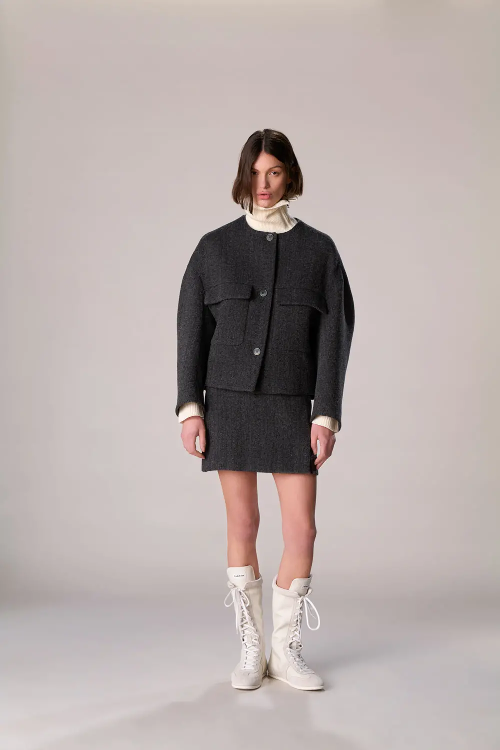 LOWOLFD430381_837_A25