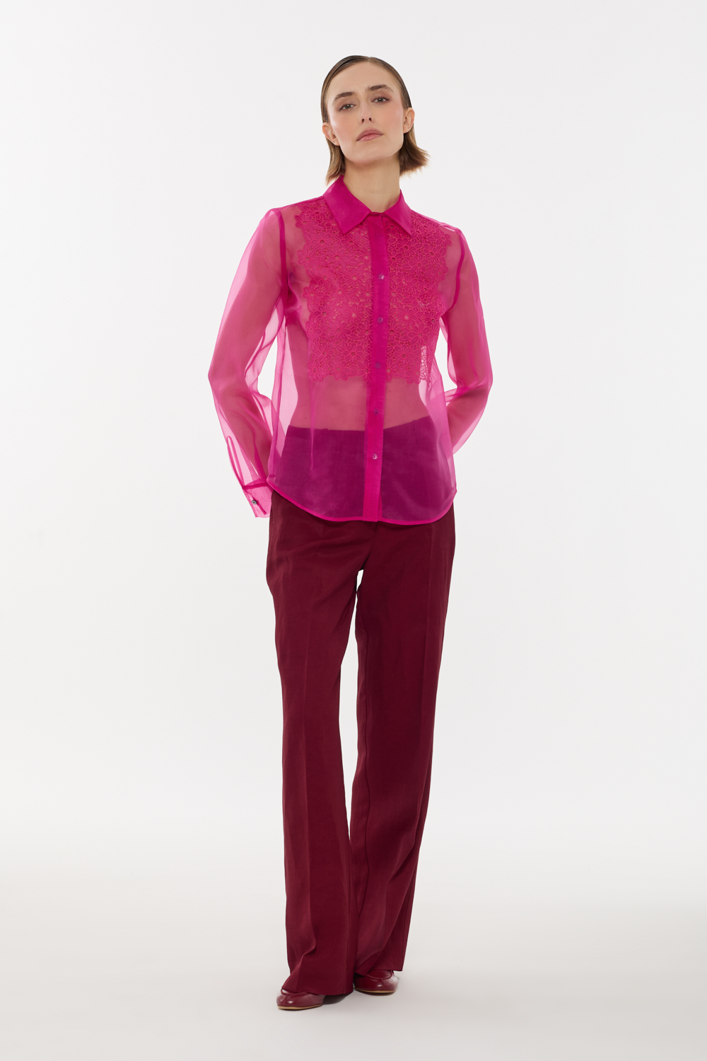 SHAKED381286_042_S26,alt-1