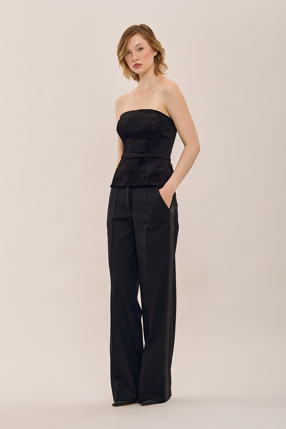 LILIUXY25D232016_013_A25