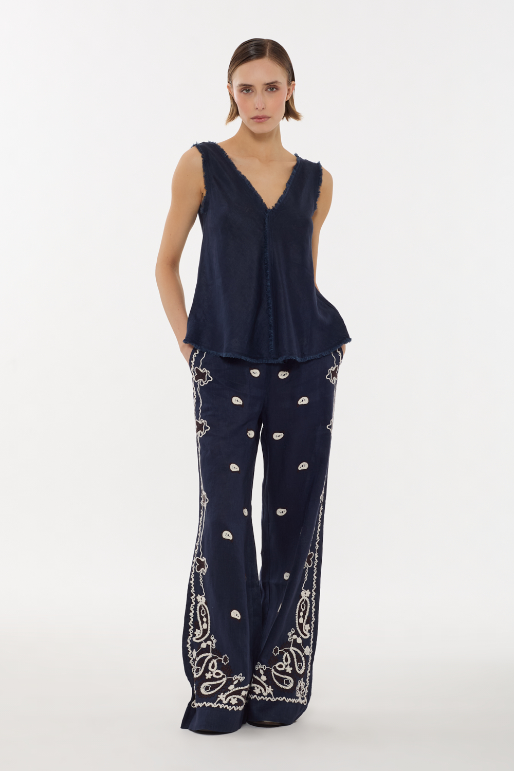 BEACH26D311664_012_S26,alt-2