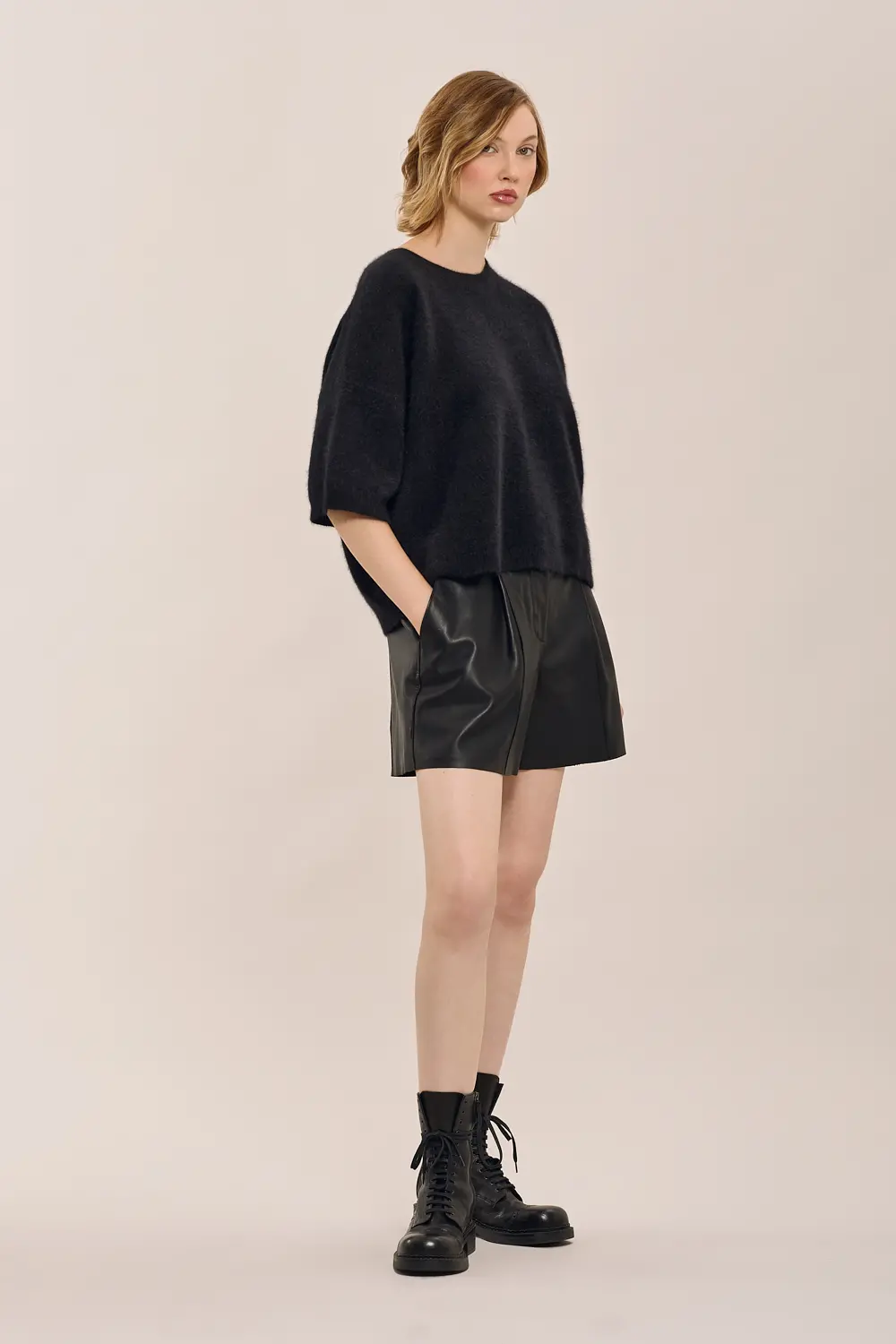 LACOOND540923_013_A25