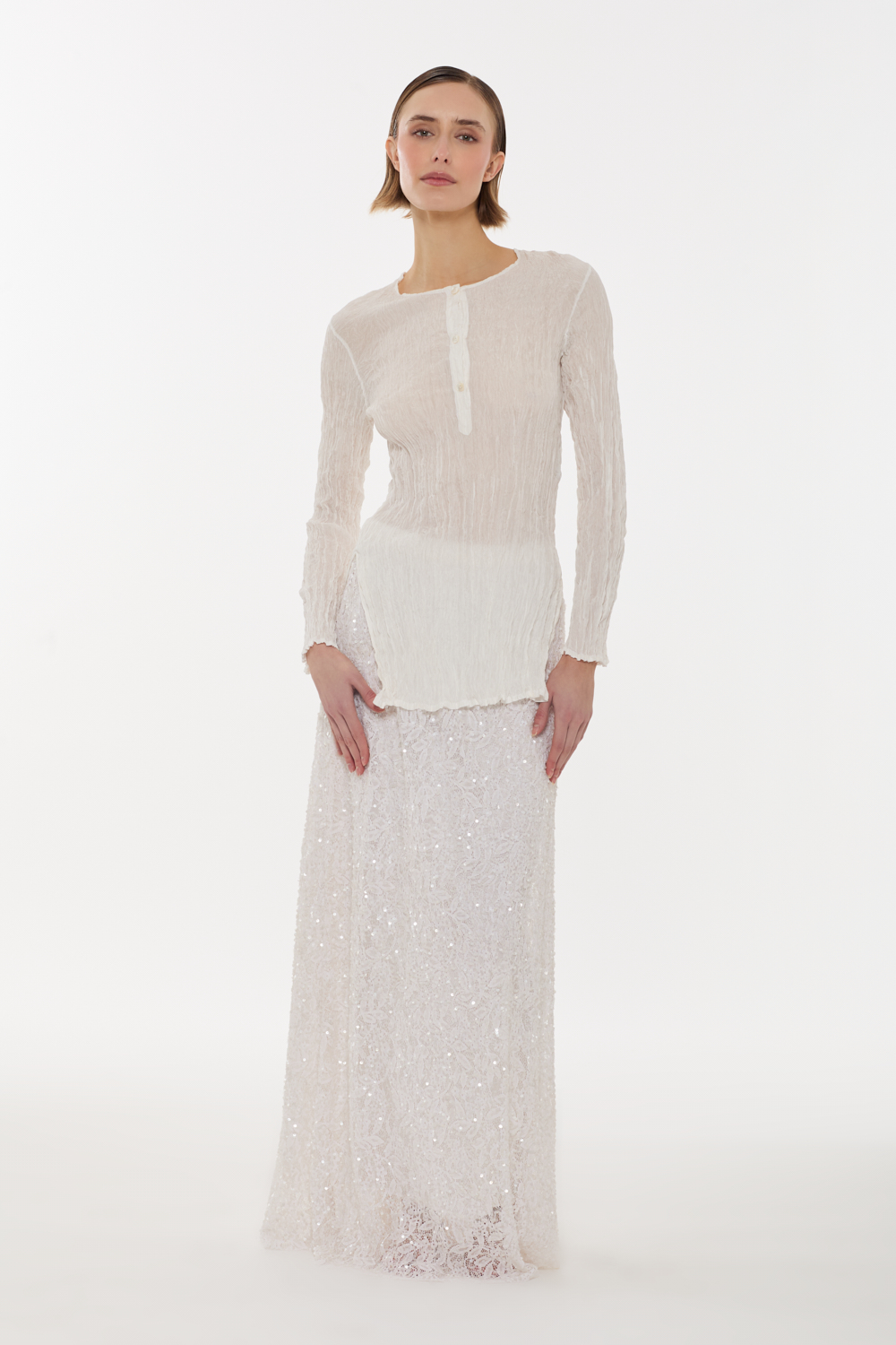 SOPHD311730_001_S26,alt-1