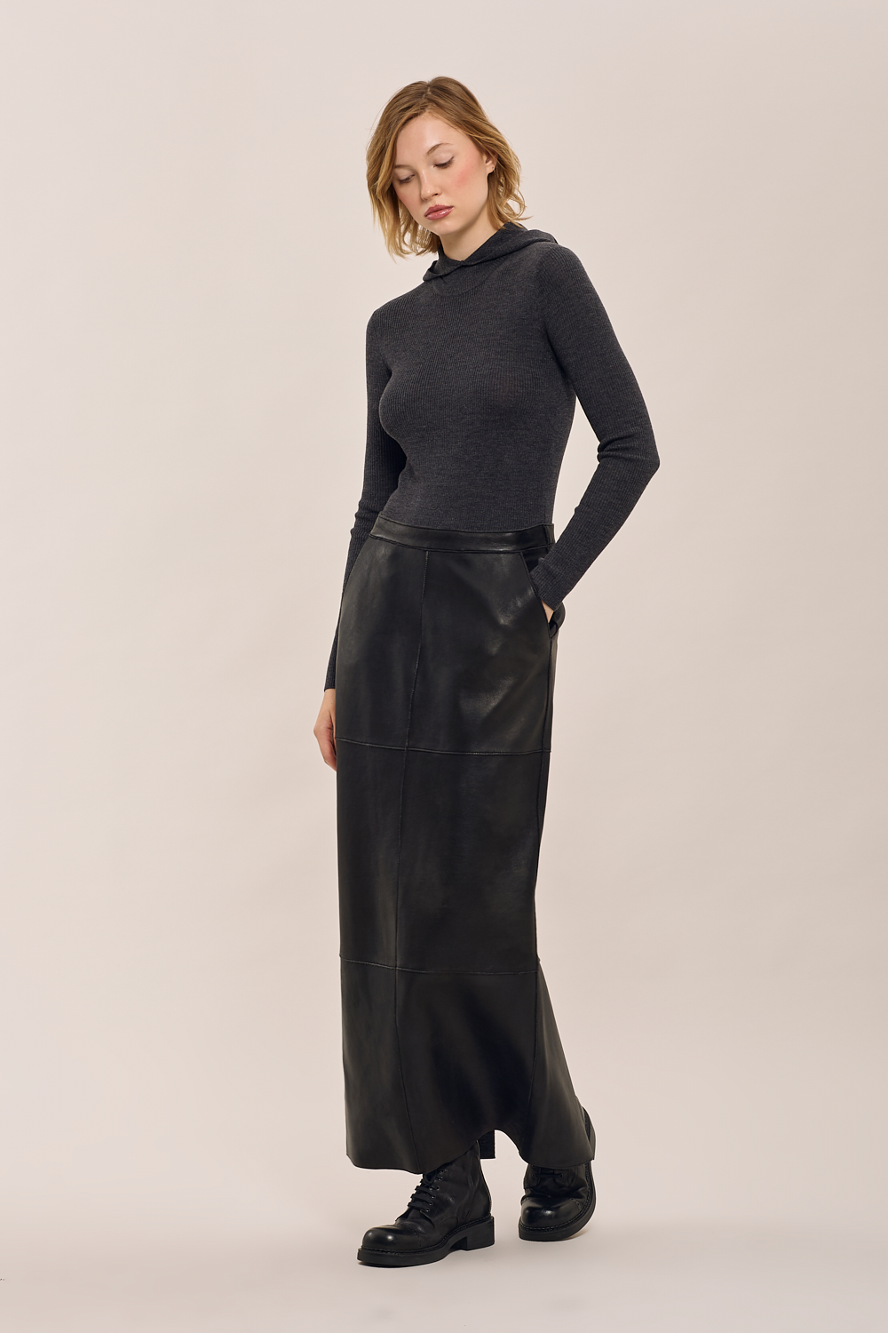 LEILA25D500713_020_A25,alt-2