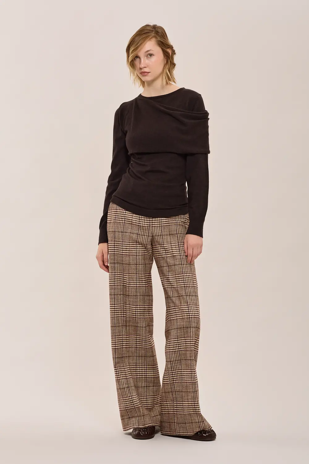 CHOKOD232467_810_A25