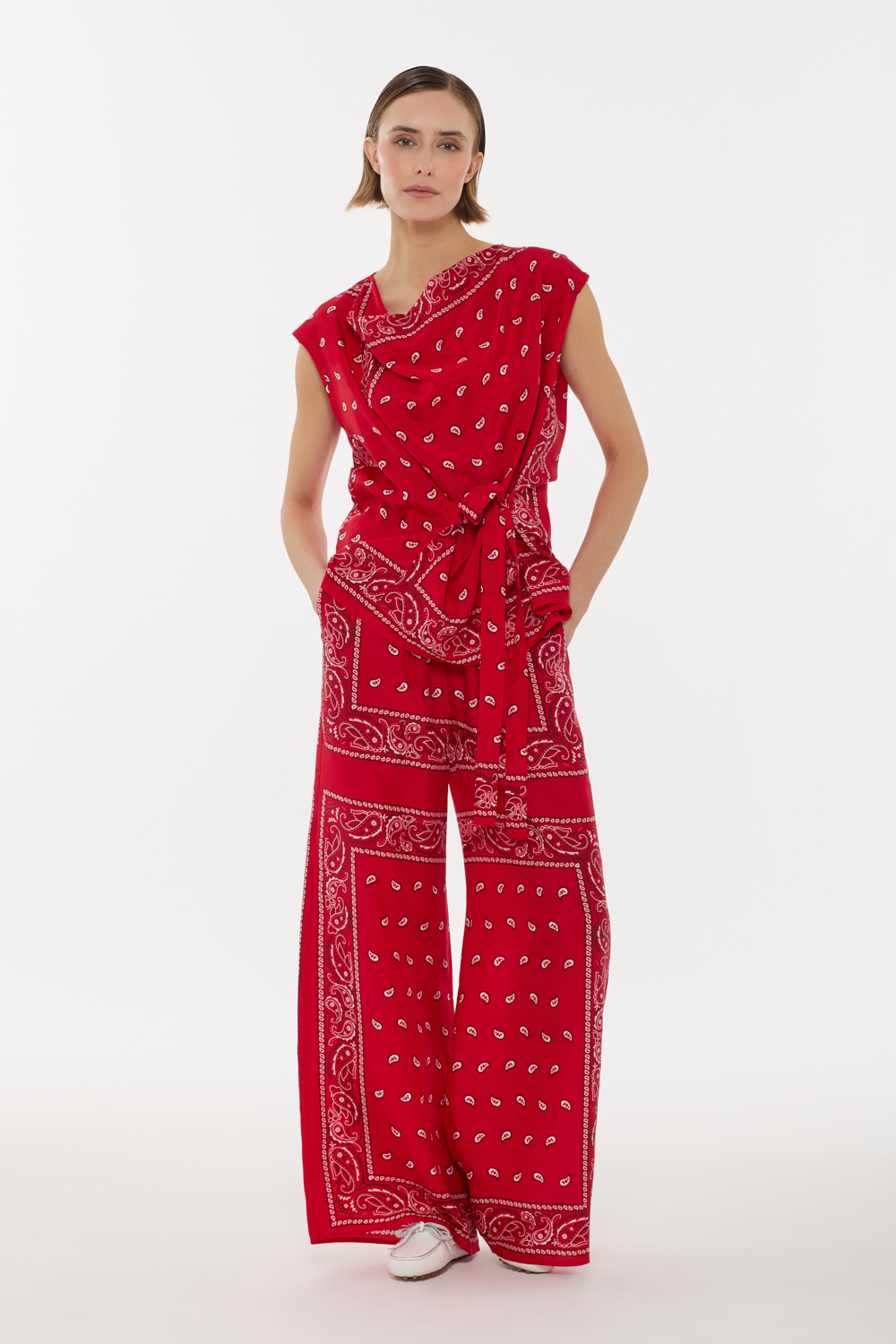 SOYD311729_809_S26,alt-2