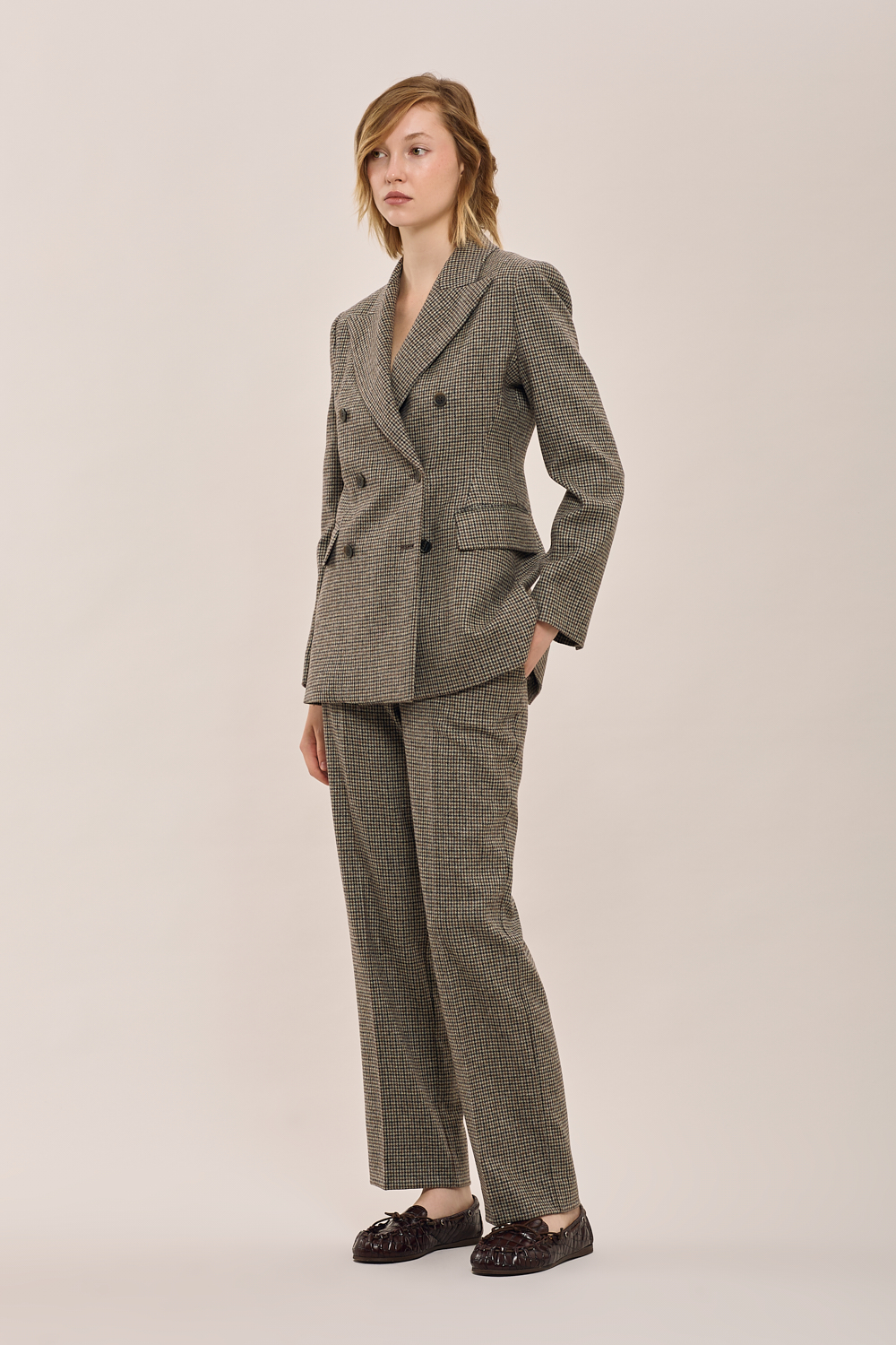 LICOLAD232474_808_A25