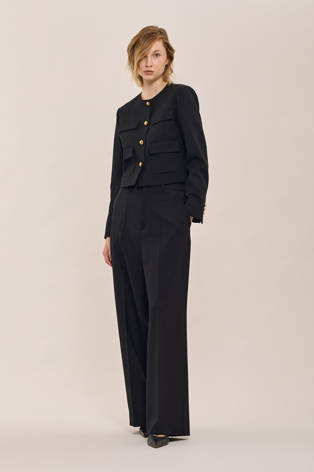 LILIUXY25D232490G_013_A25,alt-2