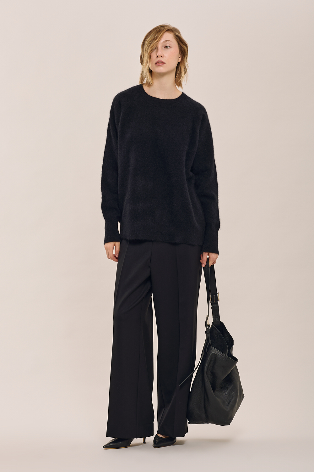 LILIUXY25D231491_013_A25,alt-1