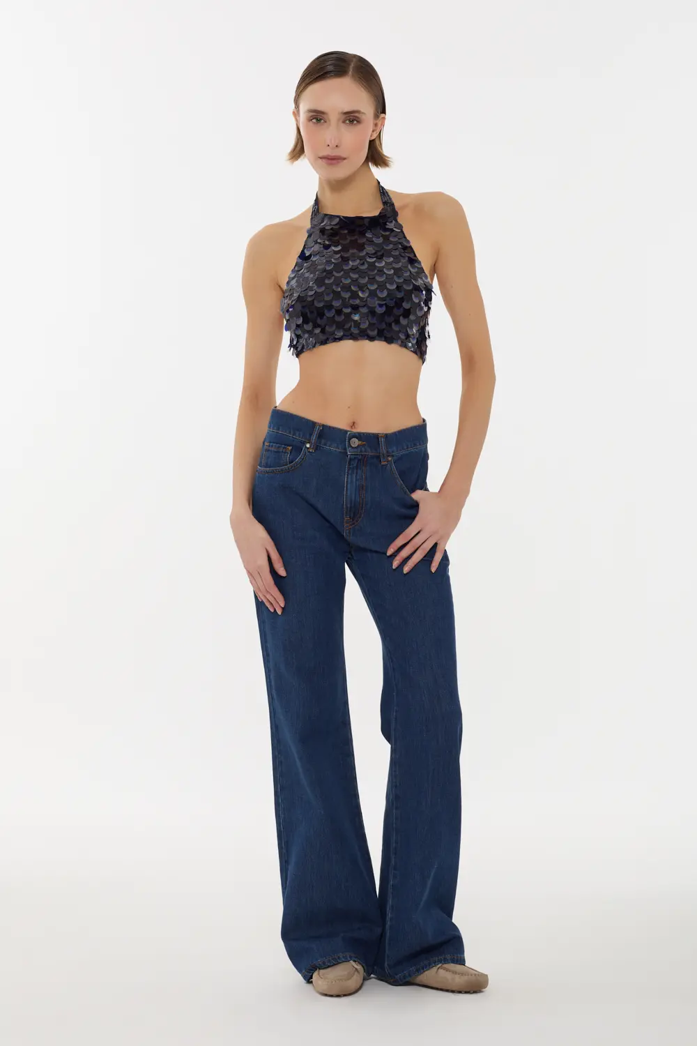 GROUPD311736_812_S26