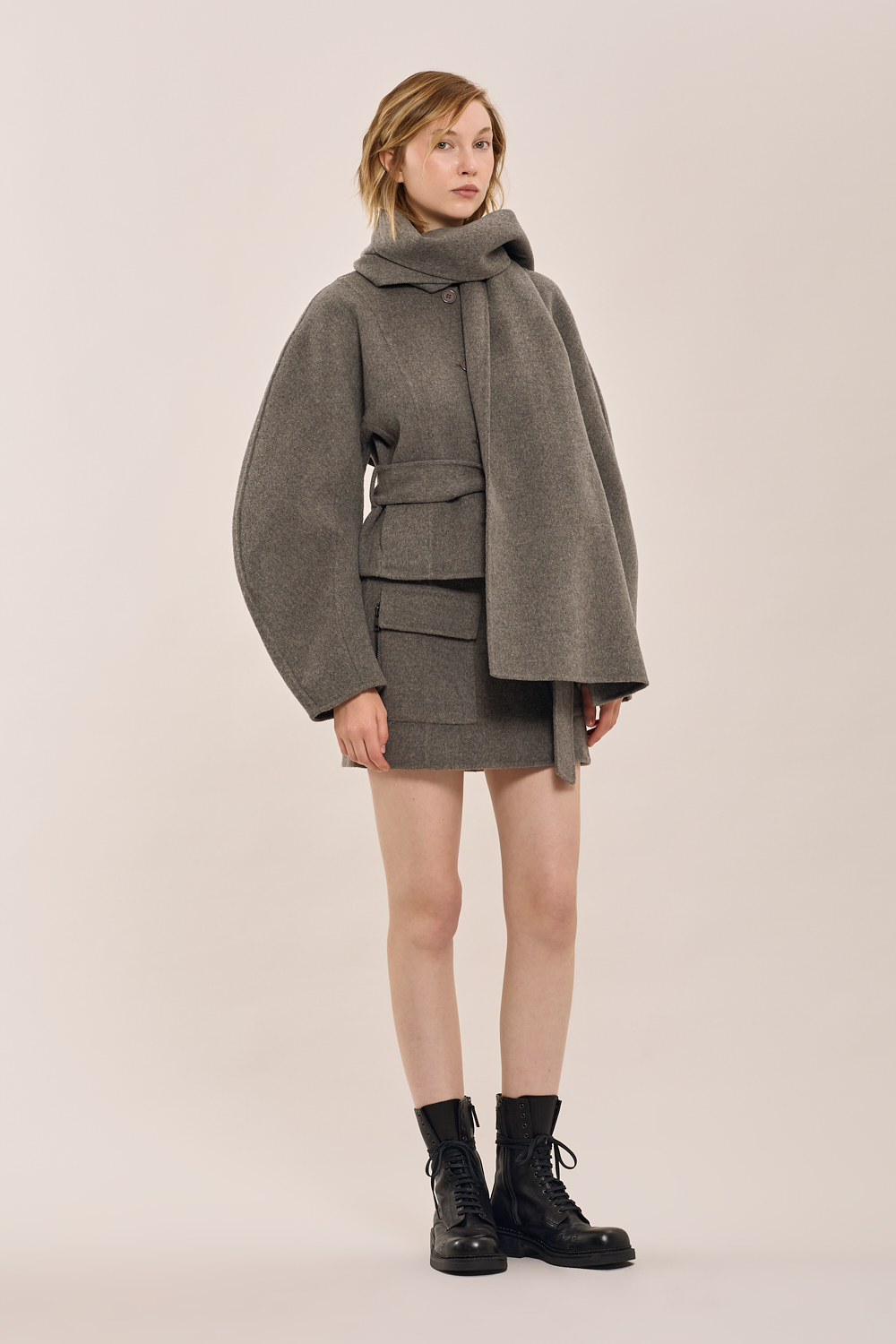 LEAK25D431794_067_A25 LEAK25D431794_067_A25,alt-0