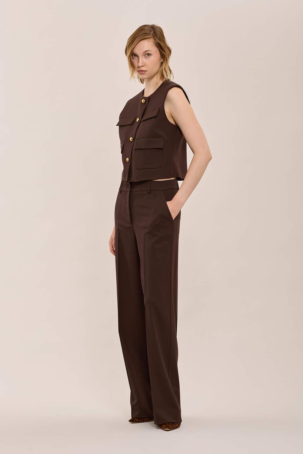 LILIUXY25D231491_086_A25