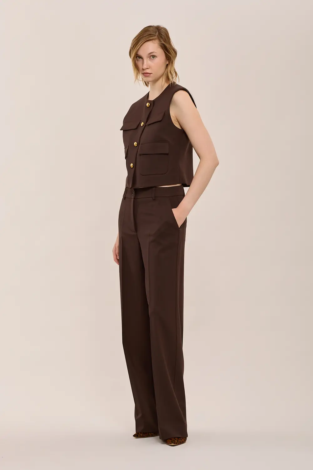 LILIUXY25D231491_086_A25