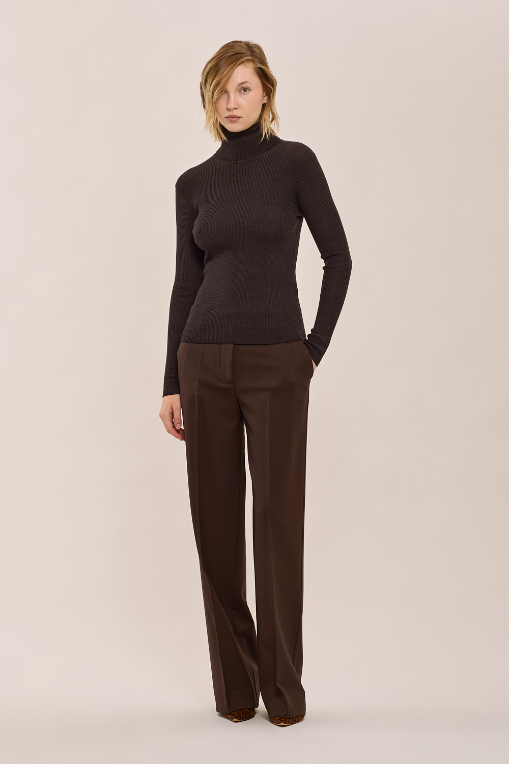 LEILA25D512552X_086_A25,alt-2