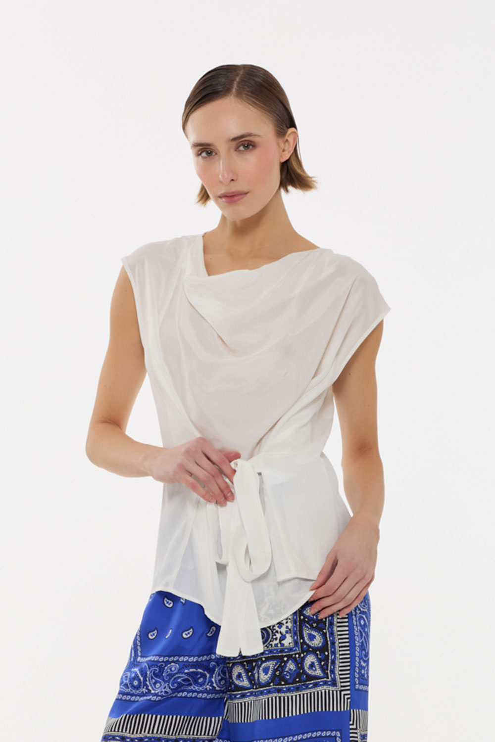 SAXOND311729_002_S26,alt-1