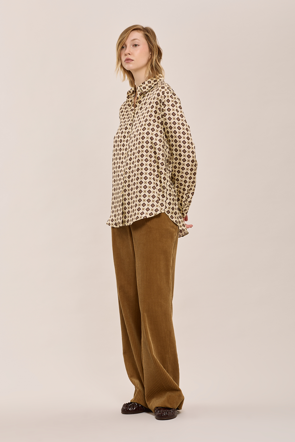 COXFORDD232472_006_A25,alt-2