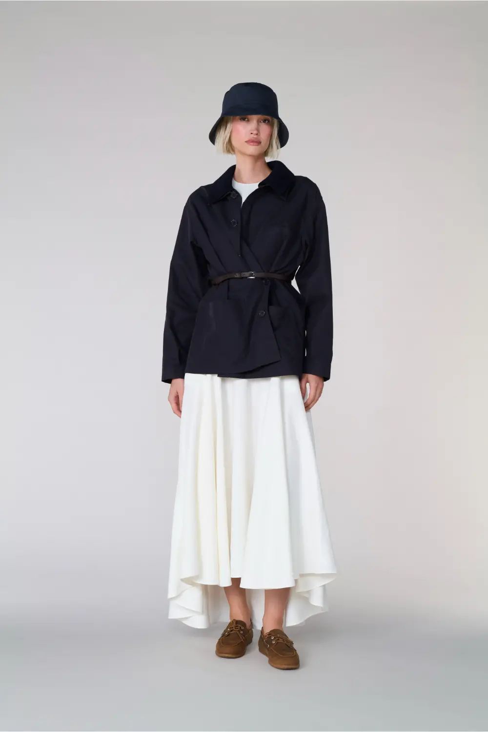 CABIND431848_012_S26